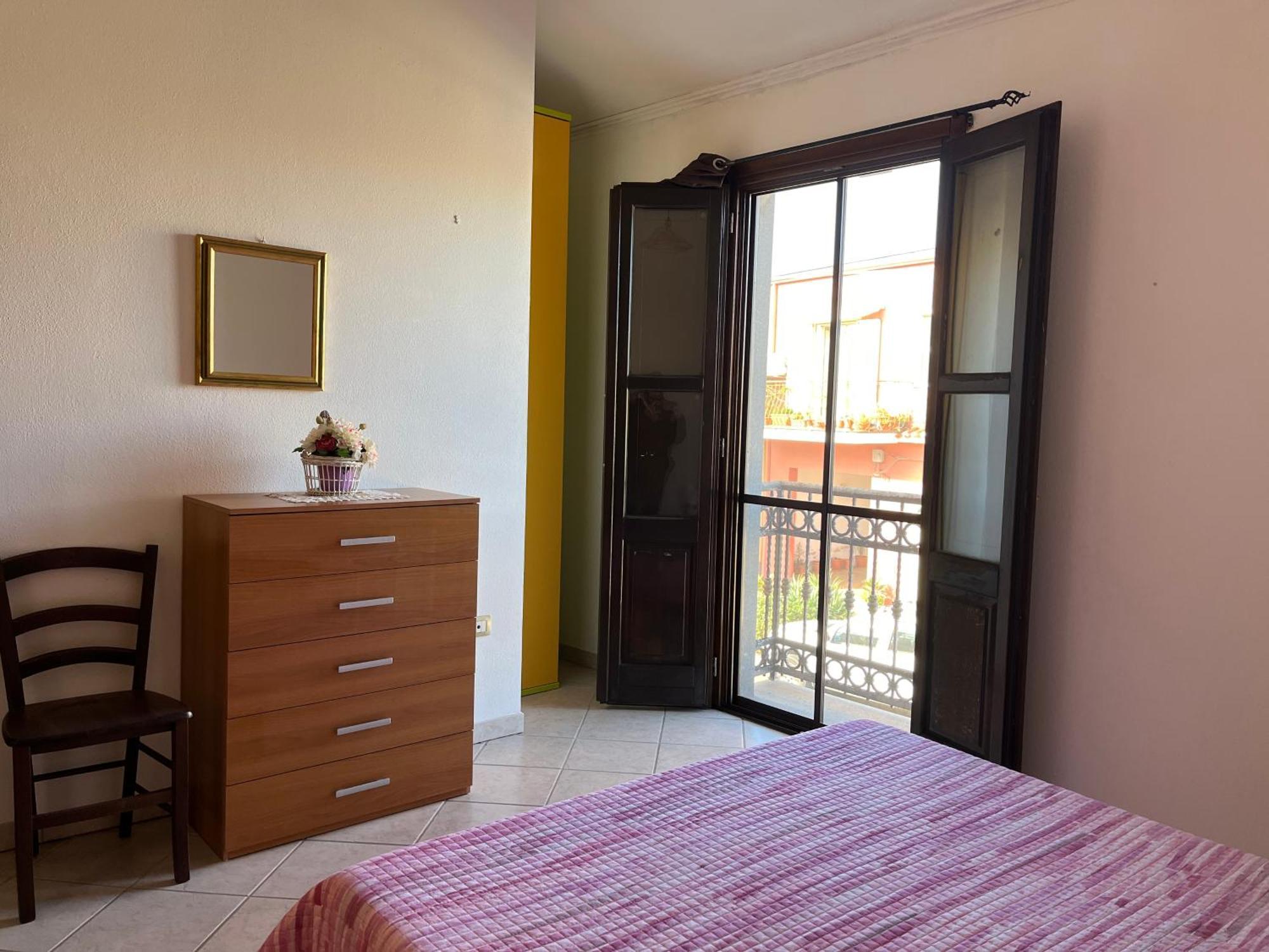 Appartamento Vacanze A 2 Piani Càbras Екстериор снимка